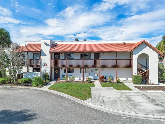 $144,000 | 10203 Village Drive, Unit 23, Lake Wales, FL 33898