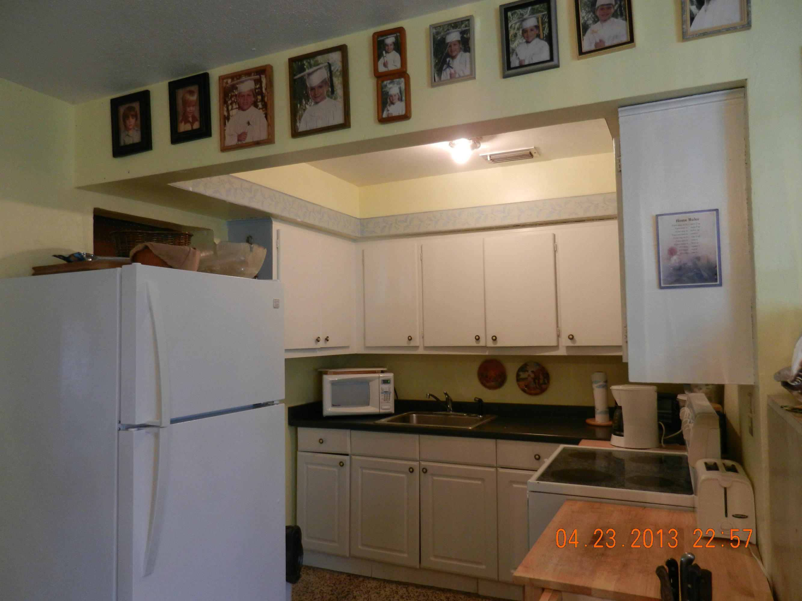 16 North End Road Key Largo, FL 33037 - Photo 2 of 13 Kitchen