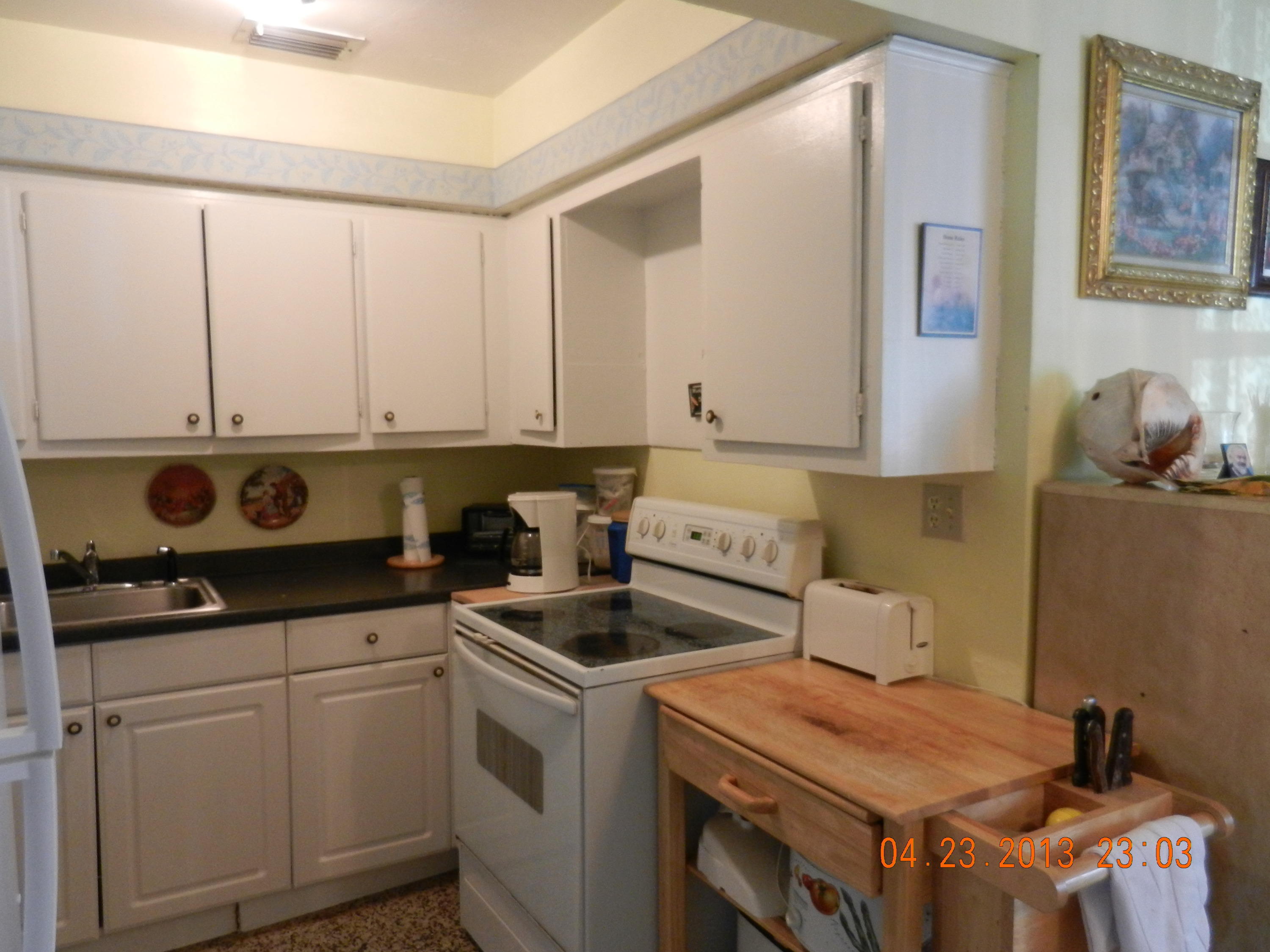 16 North End Road Key Largo, FL 33037 - Photo 3 of 13 Kitchen use