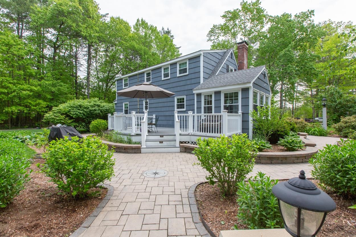 189 Rideout Road Hollis, NH 03049 - Photo 4 of 40