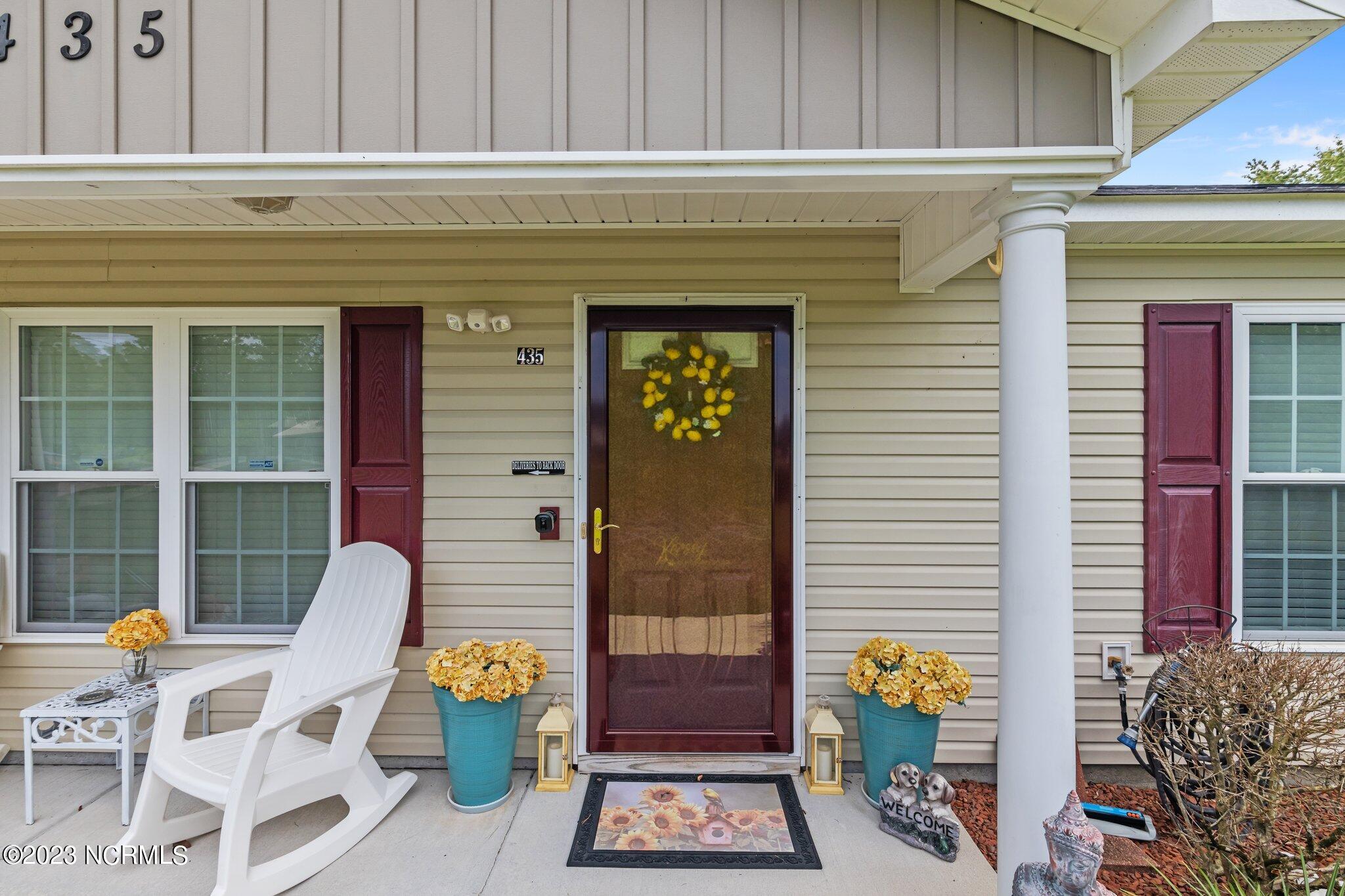 435 Rocky Run Road New Bern, NC 28562 - Photo 4 of 39 3-web-or-mls-2I3A0003