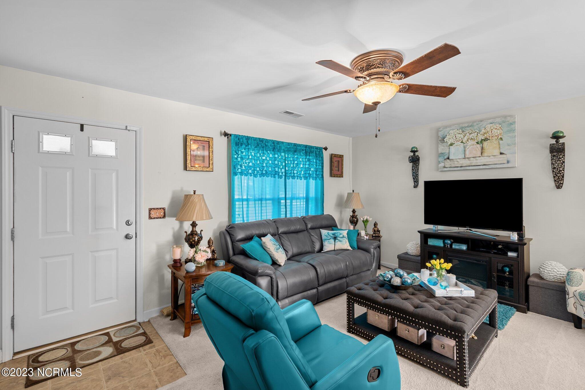 435 Rocky Run Road New Bern, NC 28562 - Photo 5 of 39 21-web-or-mls-2I3A0009-1