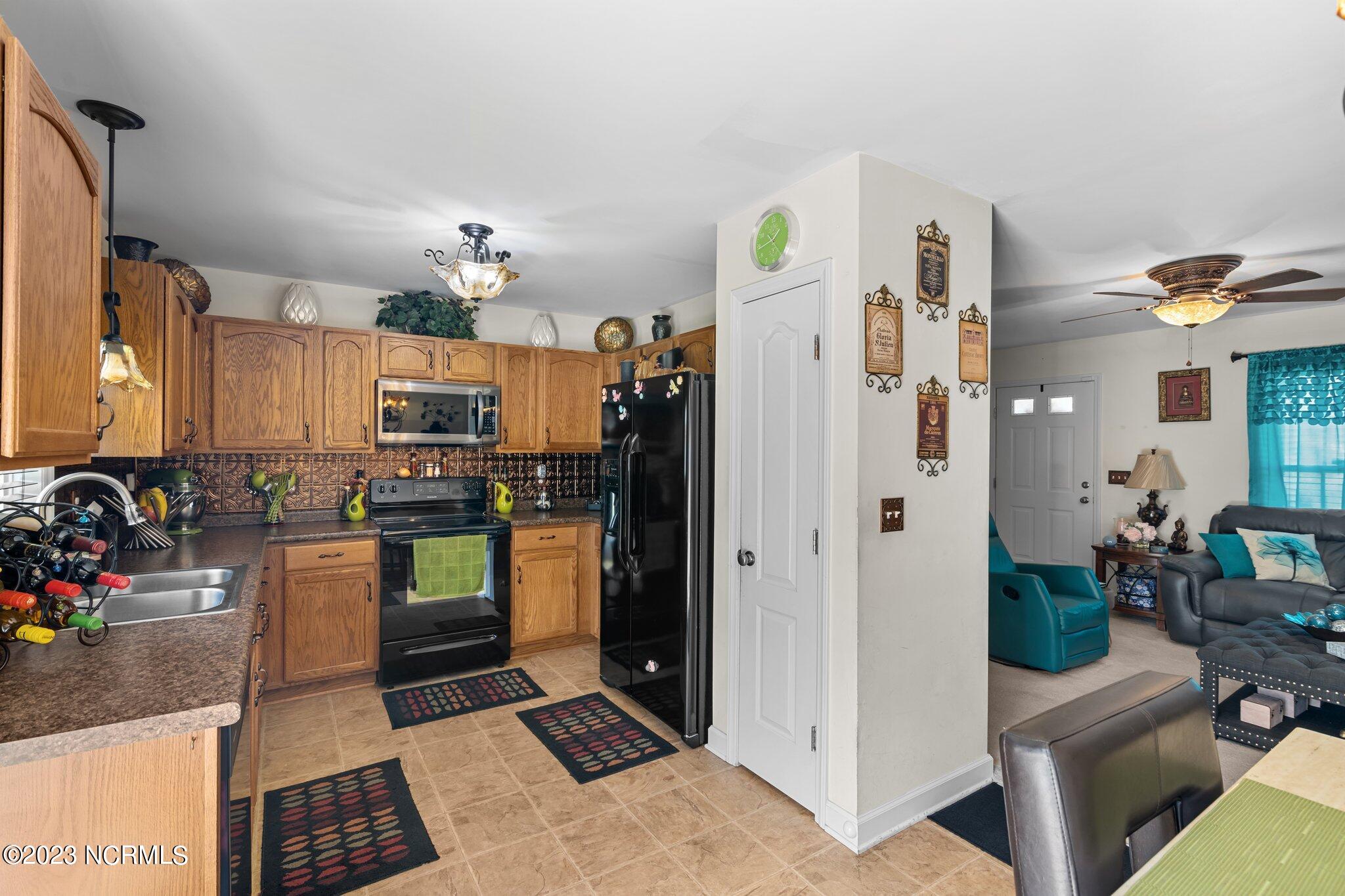 435 Rocky Run Road New Bern, NC 28562 - Photo 10 of 39 18-web-or-mls-2I3A0021-1