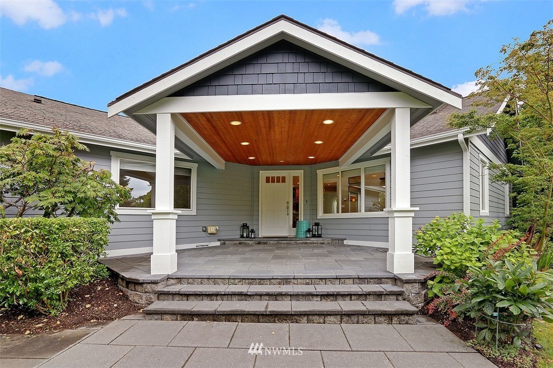 6916 176th Street Southwest Edmonds, WA 98026 - Photo 2 of 18 Gallery Image 2