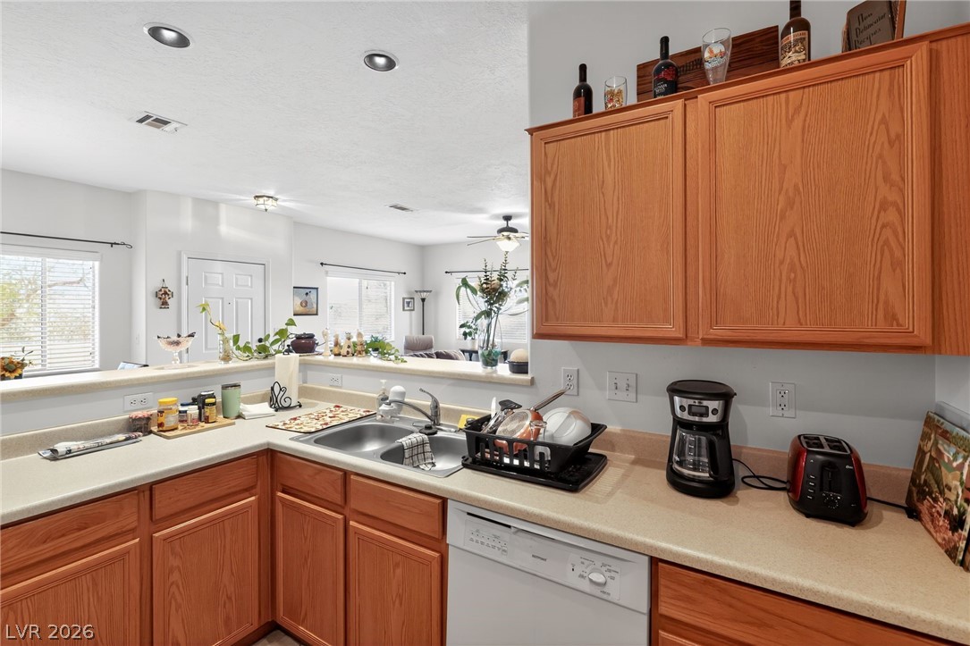 465 Turtleback Road, Unit B Mesquite, NV 89027 - Photo 18 of 47