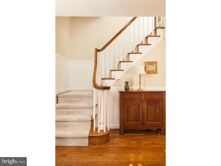 679 Mount View Road Berwyn, PA 19312 - Photo 2 of 21