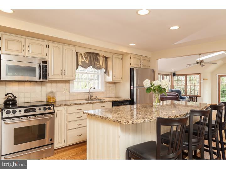679 Mount View Road Berwyn, PA 19312 - Photo 7 of 21
