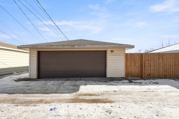 $200,000 | 5837 North 71st Street, Milwaukee, WI 53218