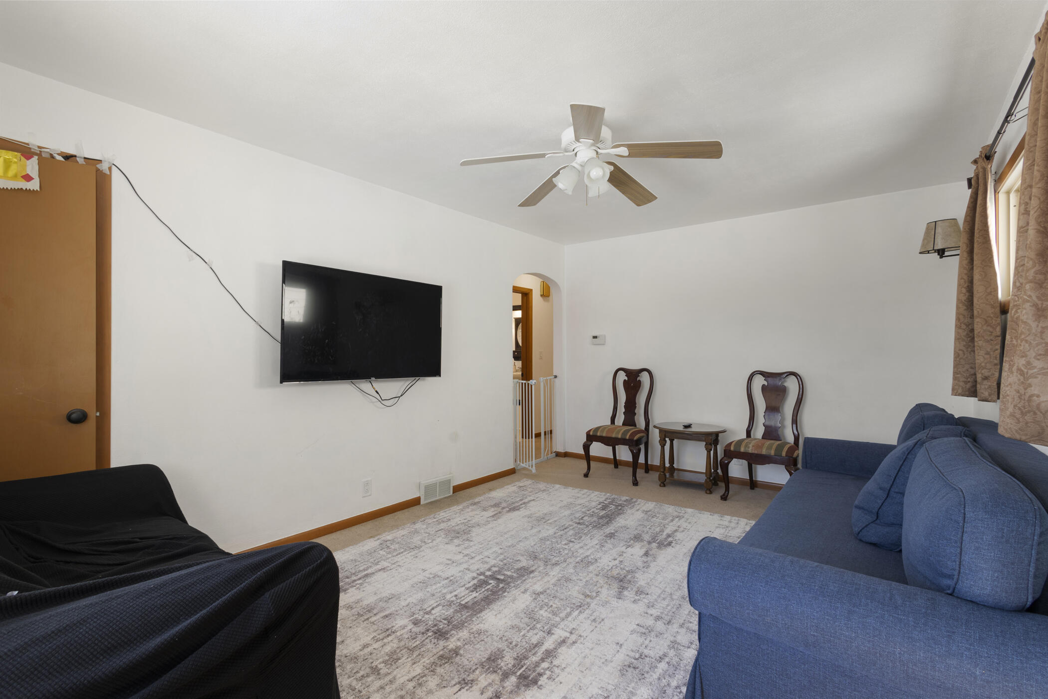 5837 North 71st Street Milwaukee, WI 53218 - Photo 4 of 22 img_0254