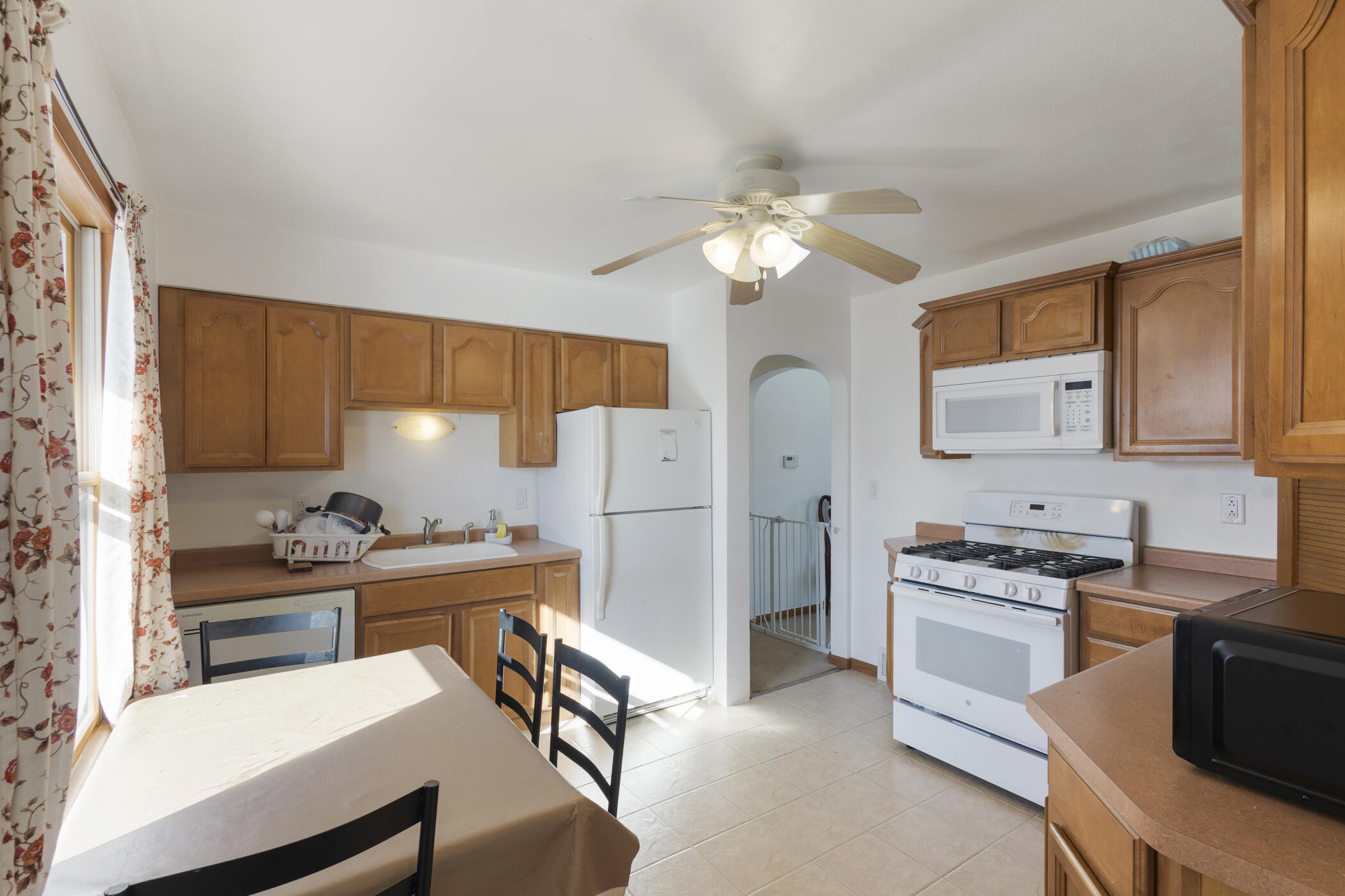 5837 North 71st Street Milwaukee, WI 53218 - Photo 5 of 22 img_0314