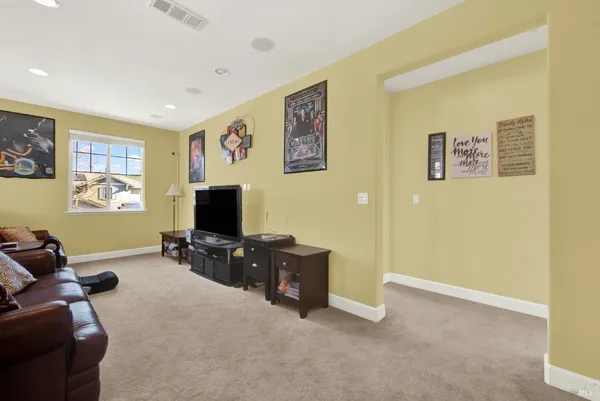 $869,900 | 7111 Stonebrooke Drive, Vallejo, CA 94591