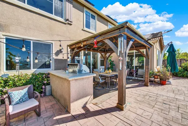 $869,900 | 7111 Stonebrooke Drive, Vallejo, CA 94591