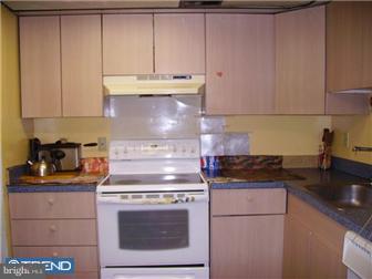 1102 Timber Creek Road, Unit 1102 Clementon, NJ 08021 - Photo 3 of 10 Kitchen