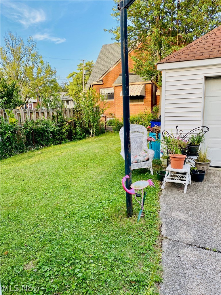 3491 Warren Road Cleveland, OH 44111 - Photo 16 of 19 Gallery Image 16