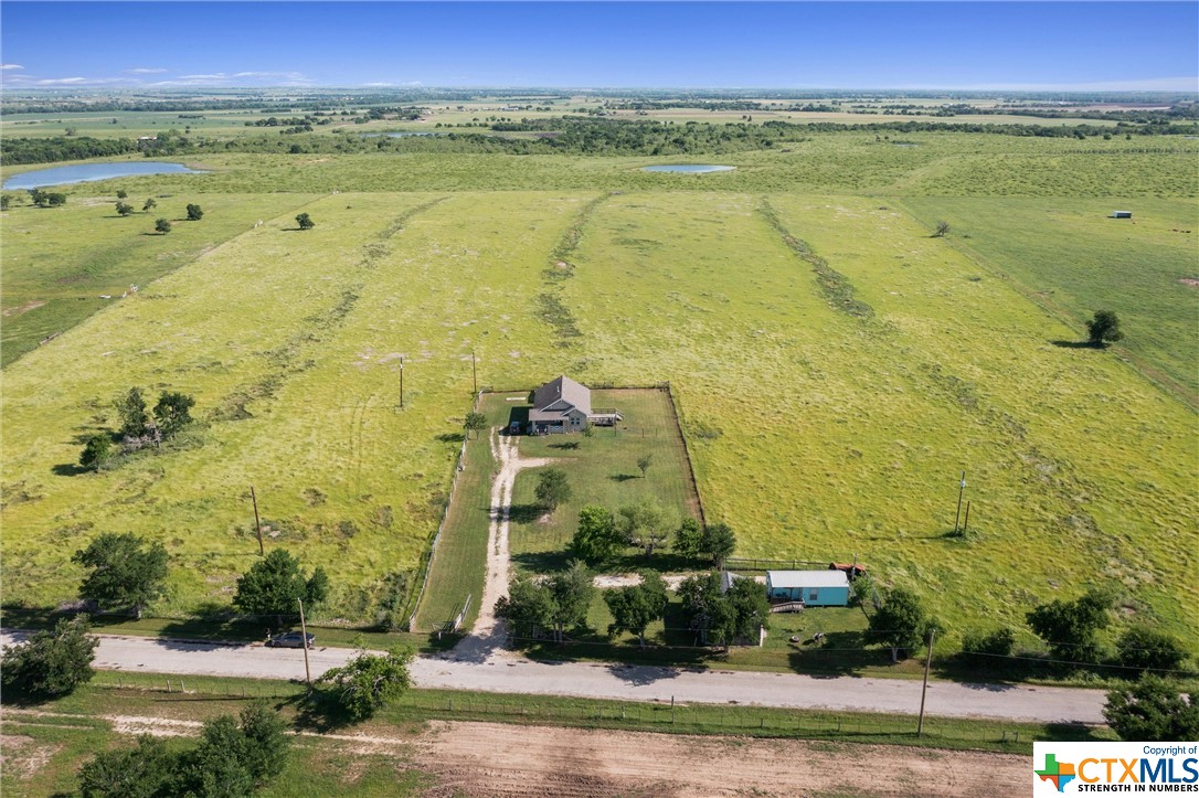 459 County Road 450 Thorndale, TX 76577 - Photo 2 of 34