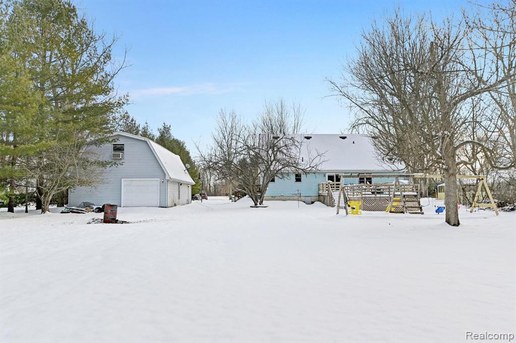 8216 Corunna Road Flint, MI 48532 - Photo 30 of 33