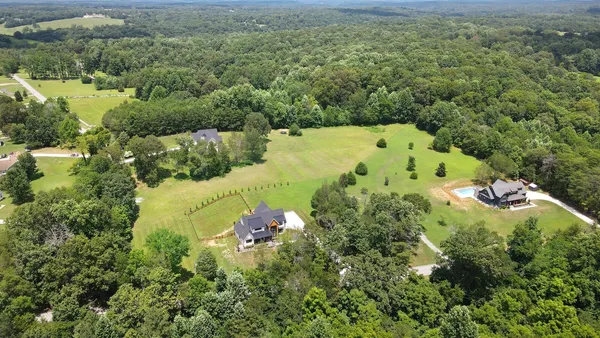 $190,000 | 1995 Spencer Mill Road, Burns, TN 37029