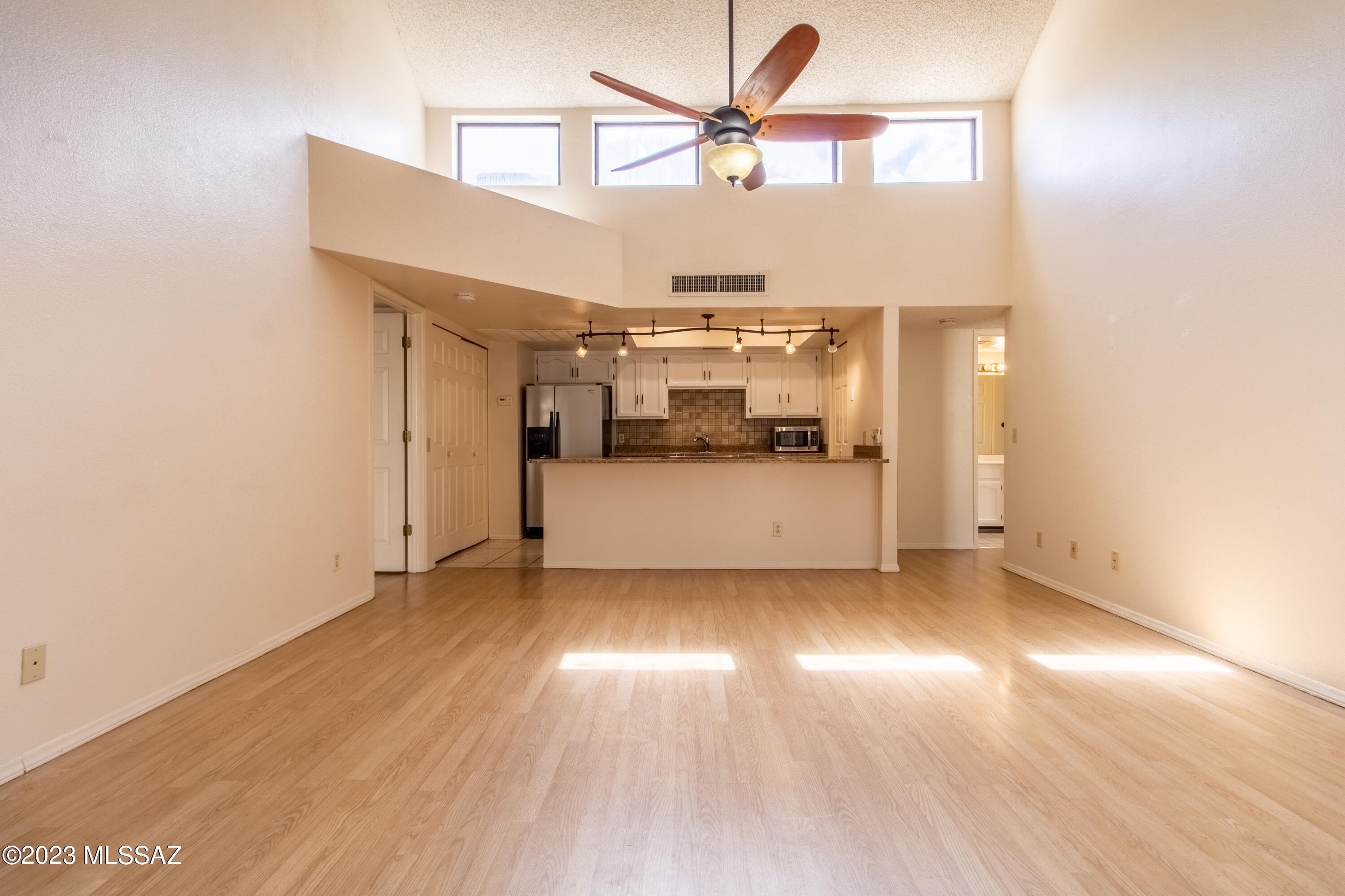 1200 East River Road, Unit E59 Tucson, AZ 85718 - Photo 4 of 12 IMG_7879-HDR