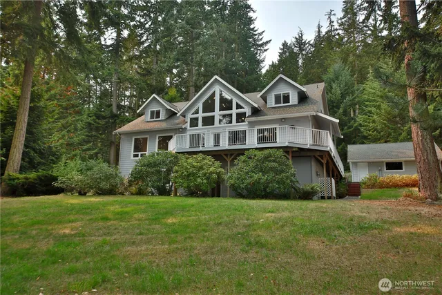 $1,699,000 | 2151 North Bluff Road, Greenbank, WA 98253