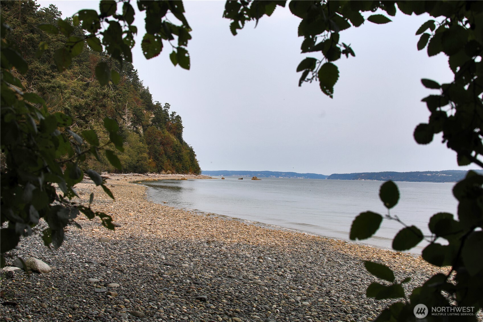 2151 North Bluff Road Greenbank, WA 98253 - Photo 30 of 40