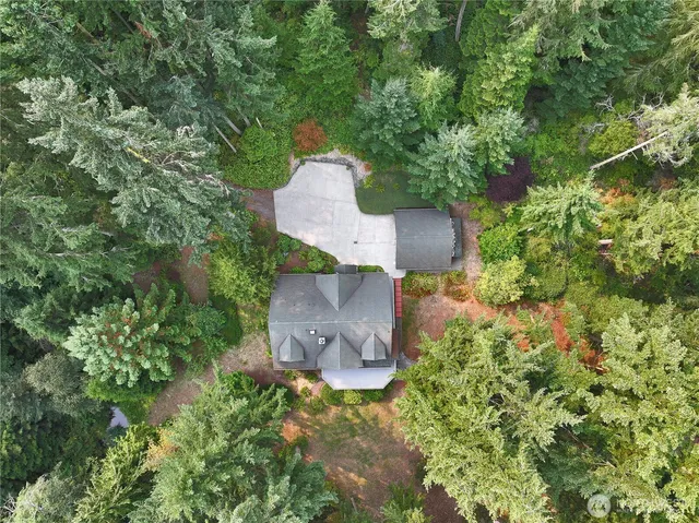 $1,699,000 | 2151 North Bluff Road, Greenbank, WA 98253