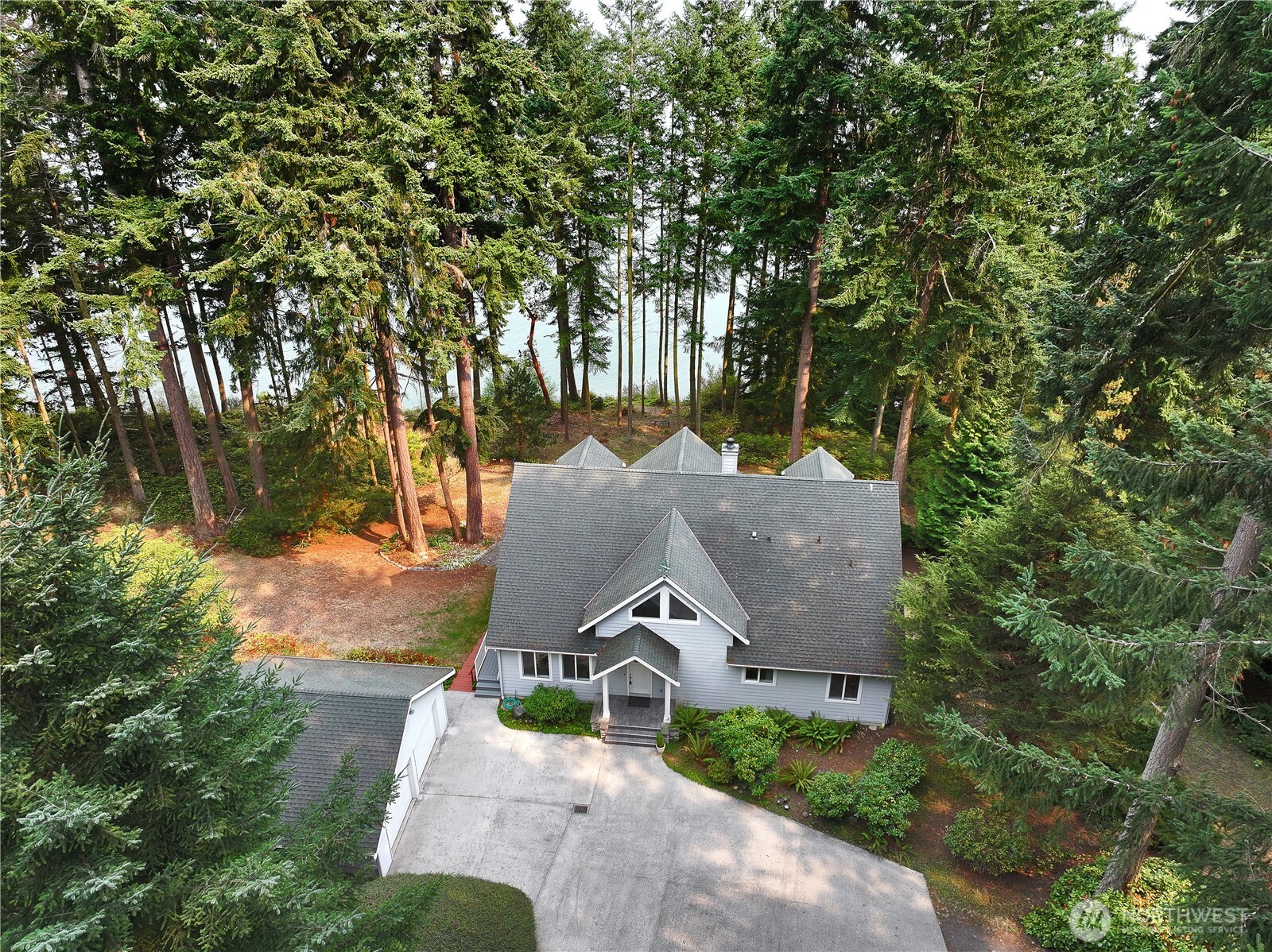 2151 North Bluff Road Greenbank, WA 98253 - Photo 33 of 40