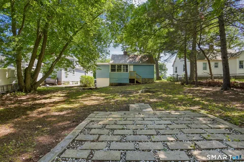 $335,000 | 42 Godfrey Street, Groton, CT 06340