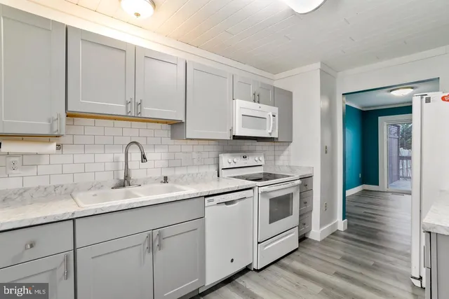 $1,845 | 302 Freeton Court, Stephens City, VA 22655