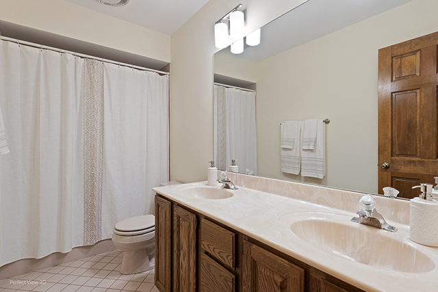 27W704 Brookside Drive Winfield, IL 60190 - Photo 22 of 33