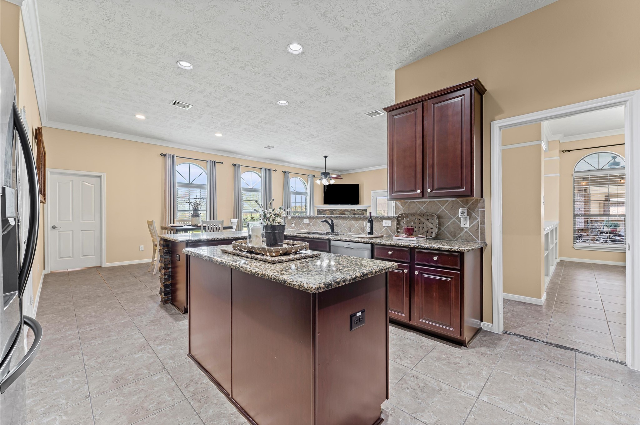 6806 Amistad Court Manvel, TX 77578 - Photo 14 of 40