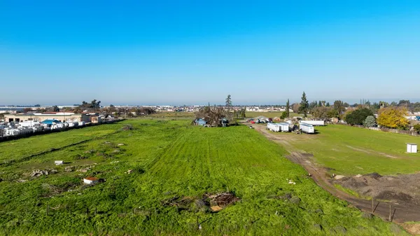 $1,788,000 | 2256 West Yosemite Avenue, Manteca, CA 95337