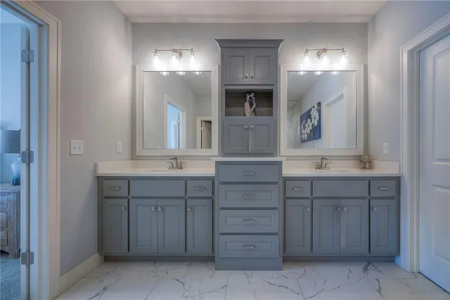 $575,000 | 21739 West 116th Terrace, Olathe, KS 66061