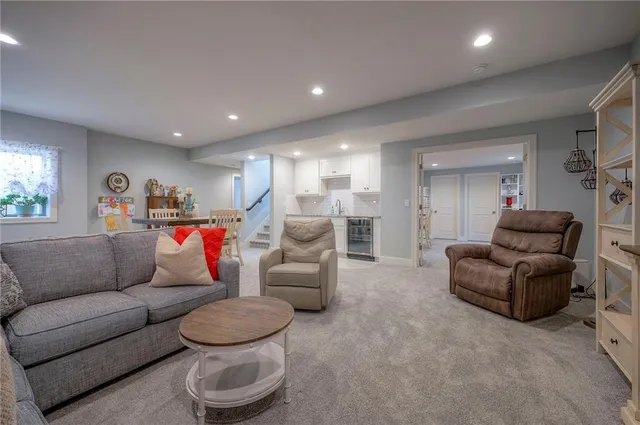 $575,000 | 21739 West 116th Terrace, Olathe, KS 66061