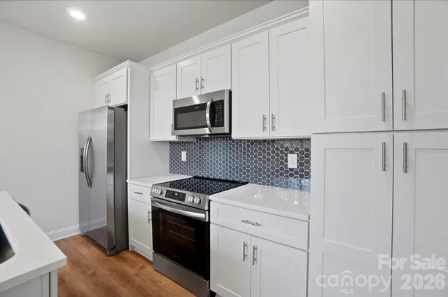 $794,900 | 339 Gray Drive, Charlotte, NC 28213