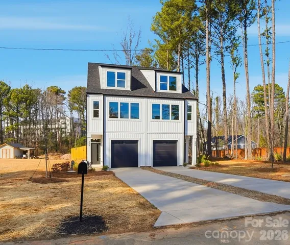 $794,900 | 339 Gray Drive, Charlotte, NC 28213