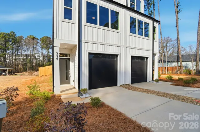 $794,900 | 339 Gray Drive, Charlotte, NC 28213