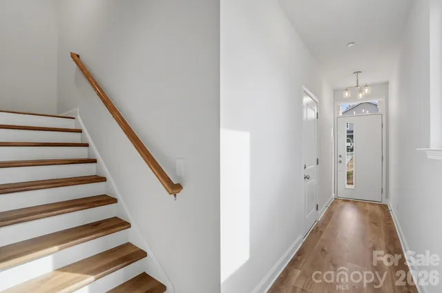 $794,900 | 339 Gray Drive, Charlotte, NC 28213