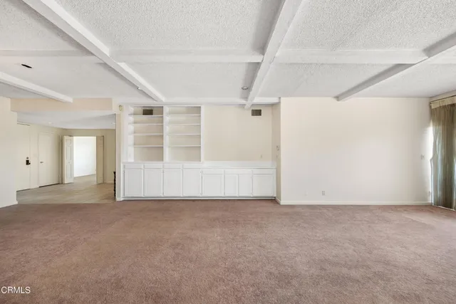 $5,600 | 111 South Orange Grove Boulevard, Unit 309, Pasadena, CA 91105