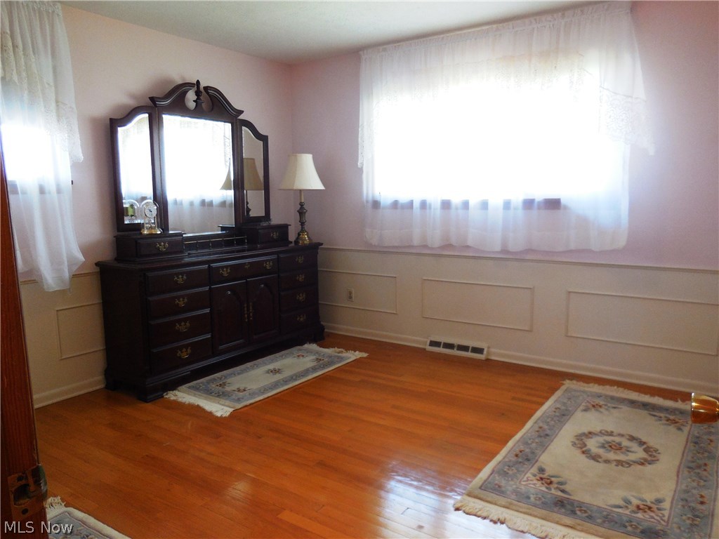 8705 Biddulph Road Brooklyn, OH 44144 - Photo 8 of 21