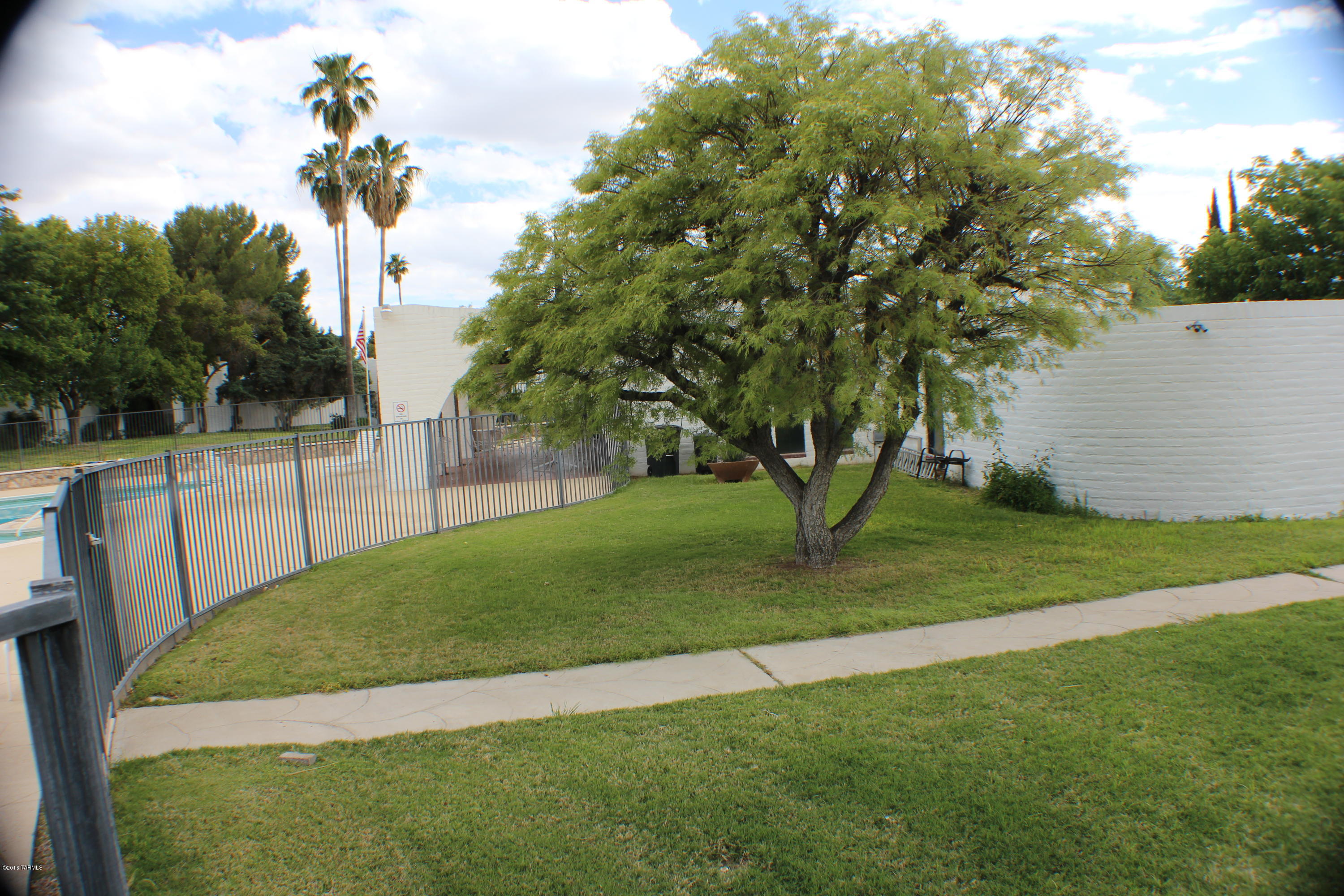 709 West Las Lomitas Road, Unit 108 Tucson, AZ 85704 - Photo 26 of 33