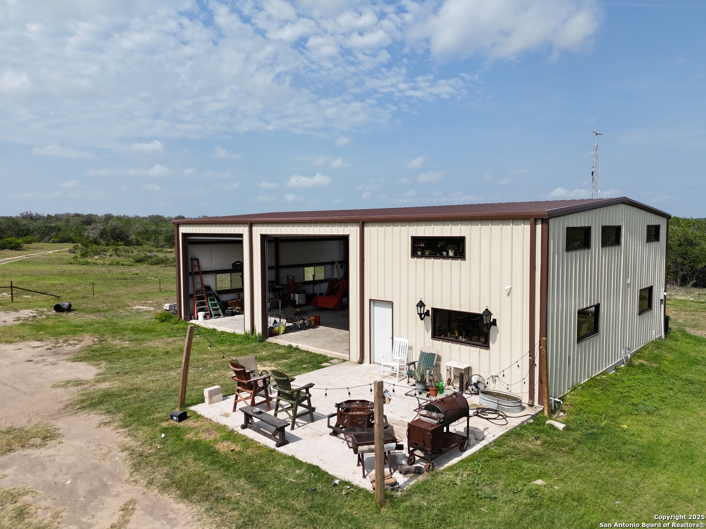 4552 Mineral Cemetery Road Beeville, TX 78102 - Photo 5 of 39