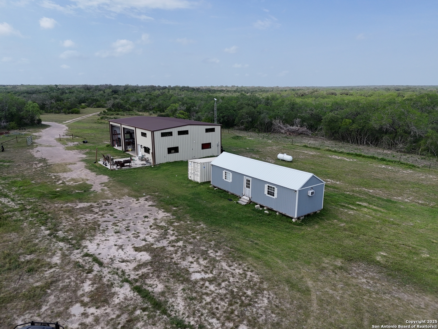 4552 Mineral Cemetery Road Beeville, TX 78102 - Photo 6 of 39
