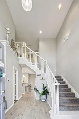 a view of entryway and hall