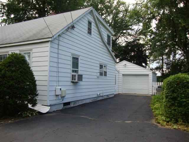 16 Rapple Drive Albany, NY 12205 - Photo 2 of 12 Photo 2