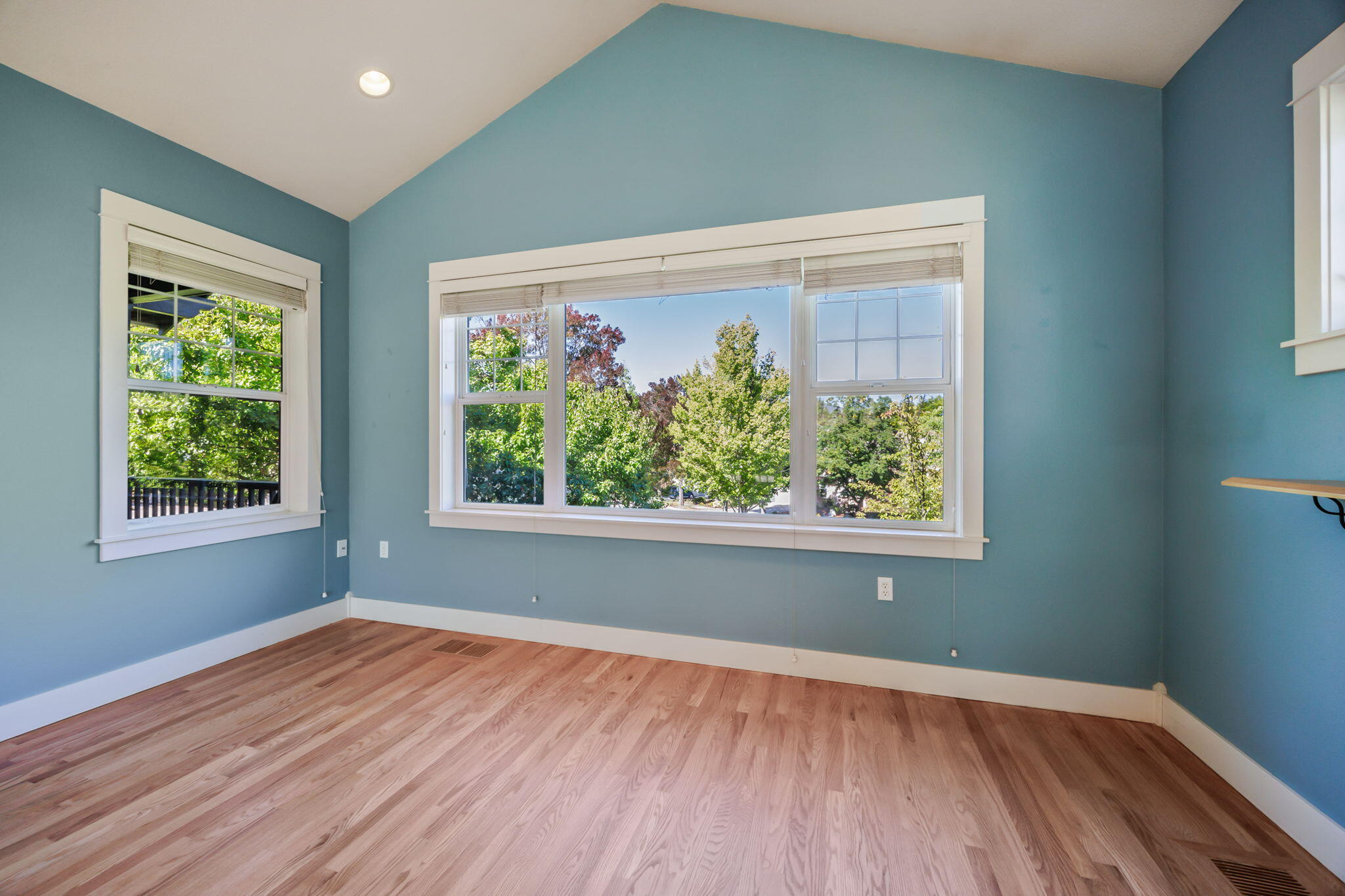 770 River Rock Road Ashland, OR 97520 - Photo 25 of 45 ApxRR (29)