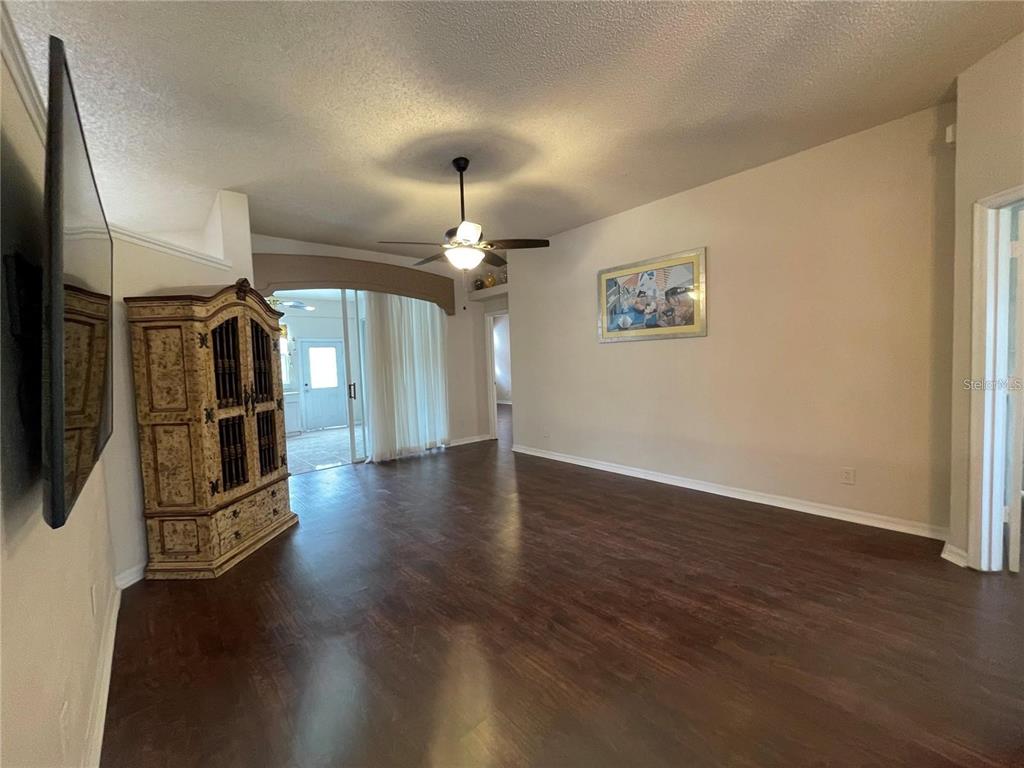 1924 Rachels Ridge Loop Ocoee, FL 34761 - Photo 4 of 16
