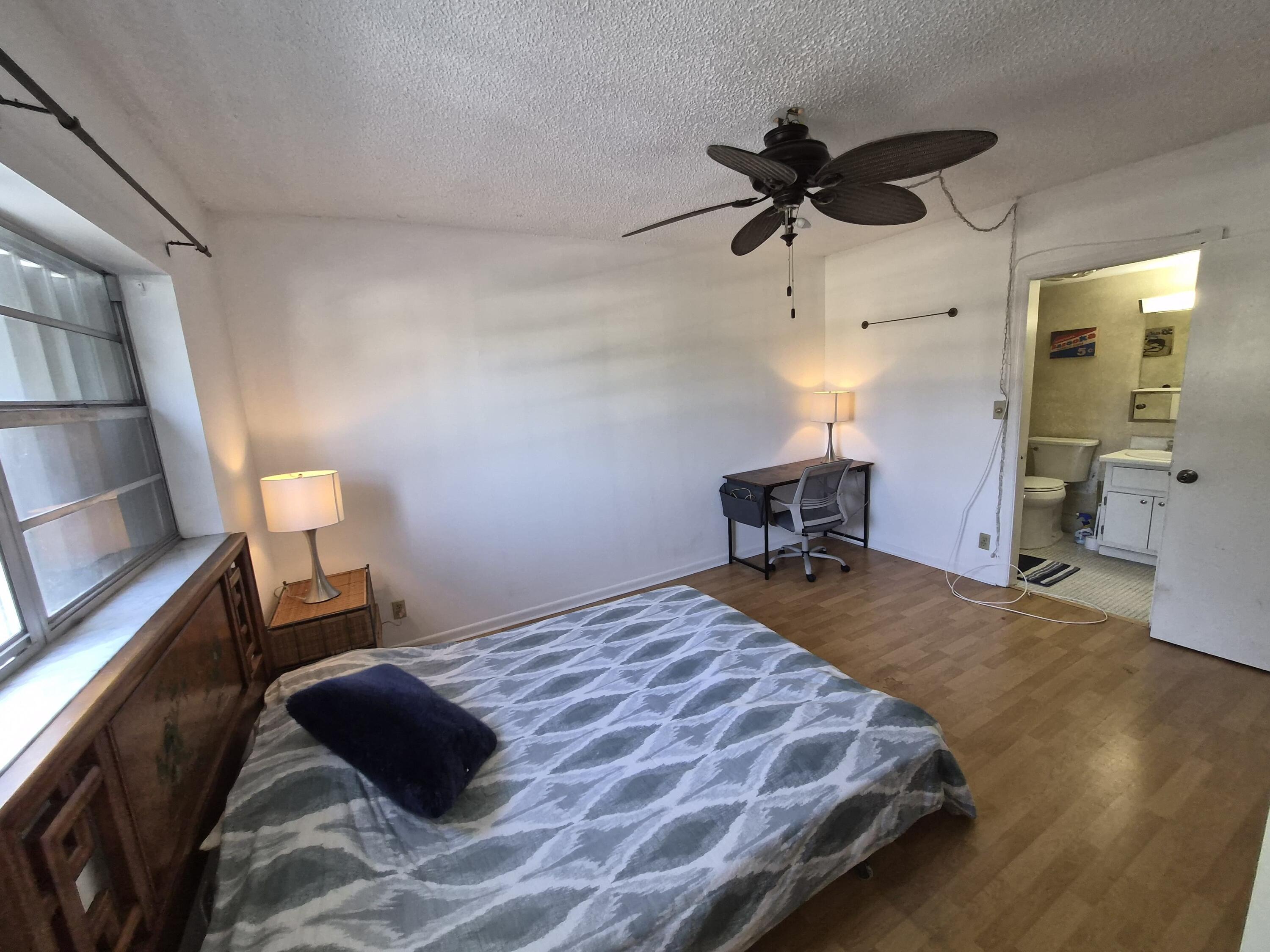 100 Royal Palm Way, Unit 2040 Boca Raton, FL 33432 - Photo 20 of 22 WhatsApp Image 2026-02-16 at 20.42.12 (5