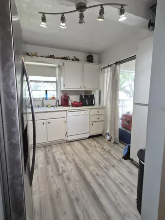 $1,250 | 100 Royal Palm Way, Unit 2040, Boca Raton, FL 33432