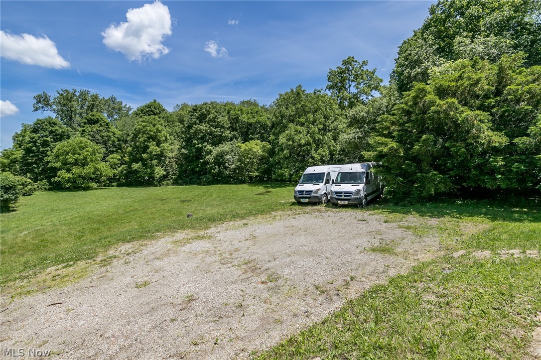 693 North Medina Line Road Akron, OH 44333 - Photo 5 of 32 Gallery Image 5