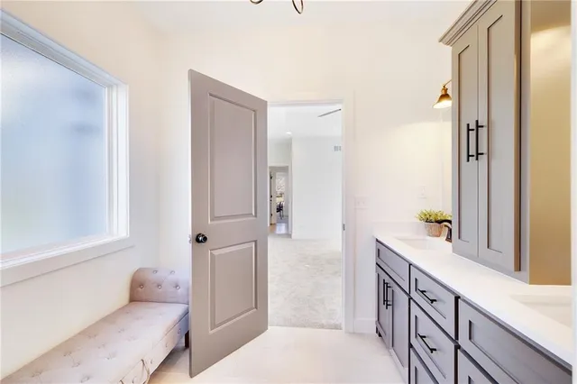 $532,900 | 1512 Country Club Drive, Pleasant Hill, MO 64080